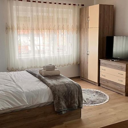 Hotel Driteza Korcza Zewnętrze zdjęcie
