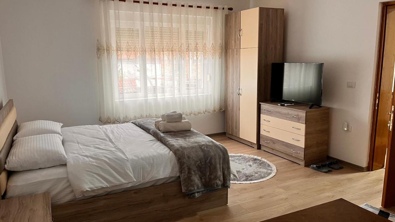 Hotel Driteza Korcza Zewnętrze zdjęcie